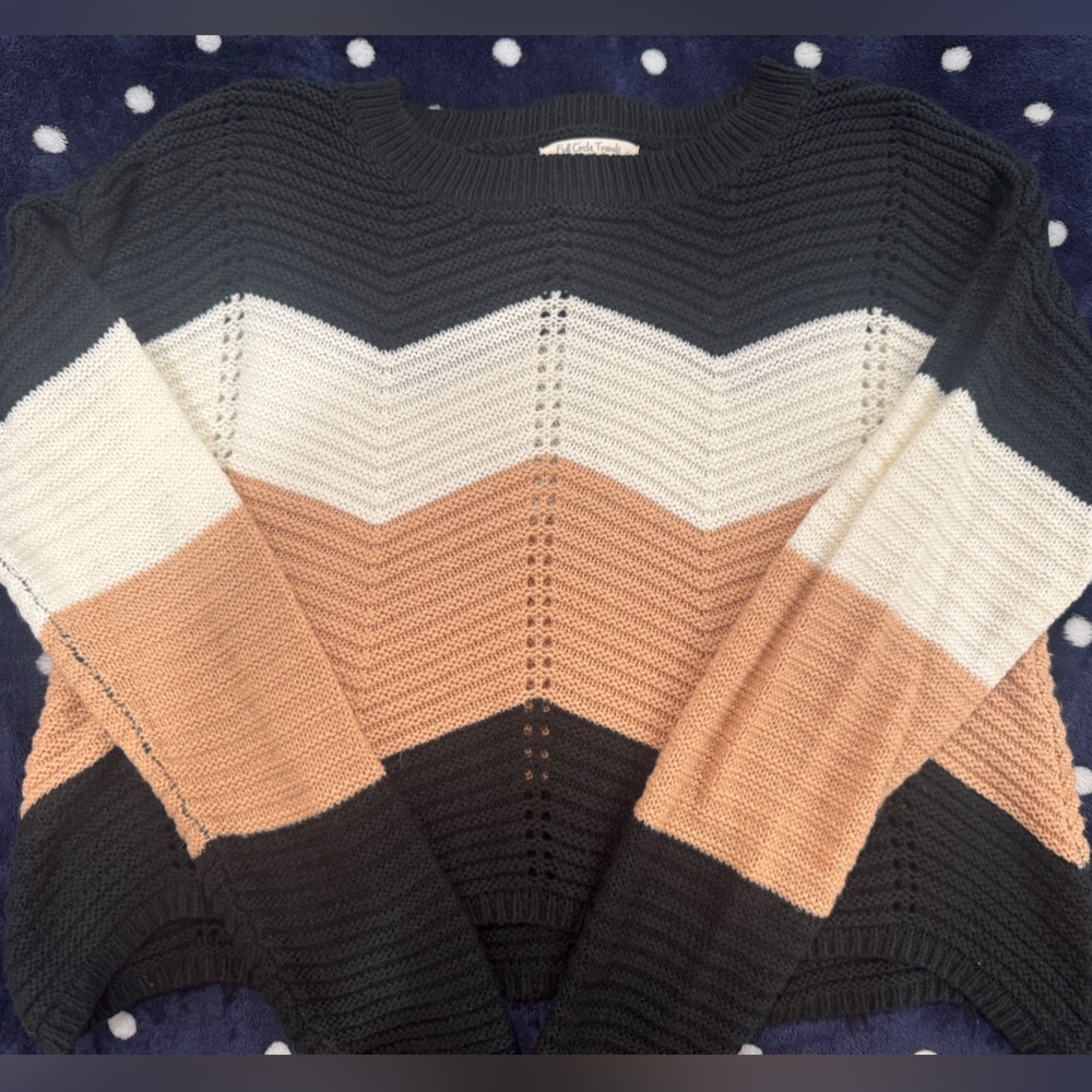 Chevron Knit Sweater - Black, White, and Tan